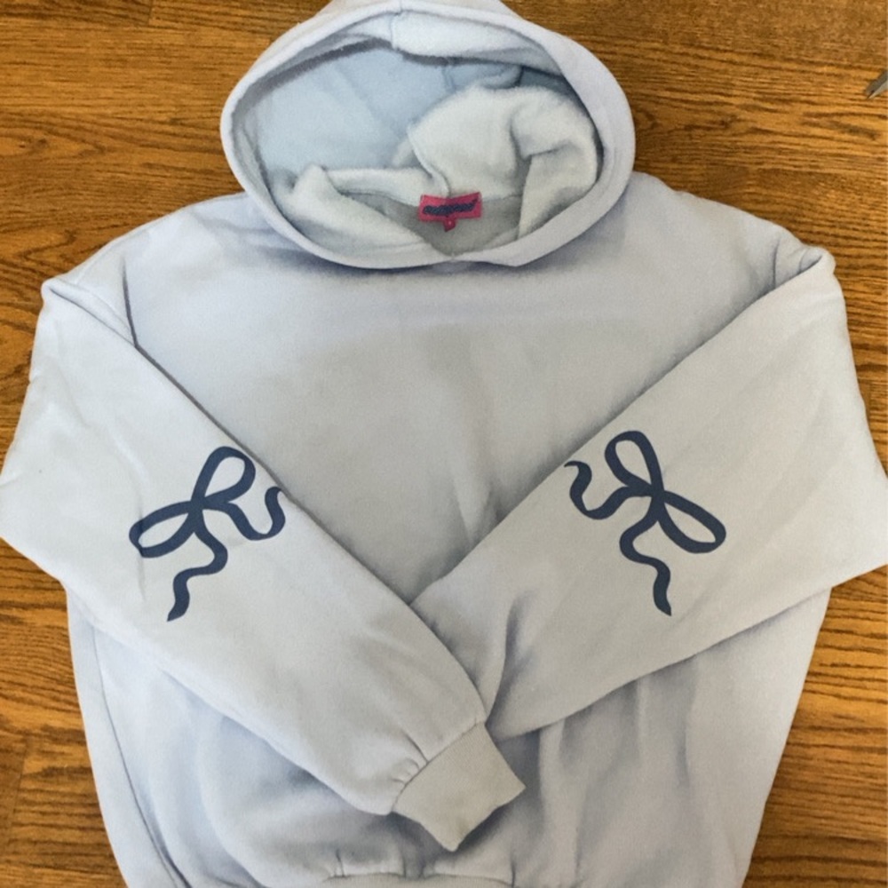 Light Blue Hoodie with Bow Design Edikted